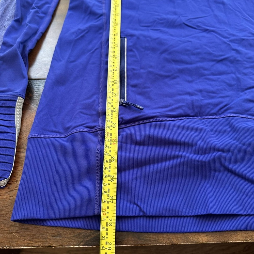Lululemon Run Stay on Course Hoodie Womens Size 12 Purple Running Pullover - Picture 9 of 10